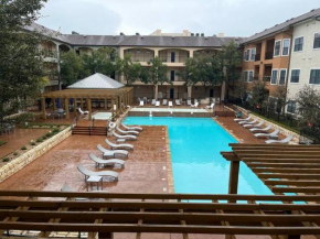Hill Country Galleria Getaway
